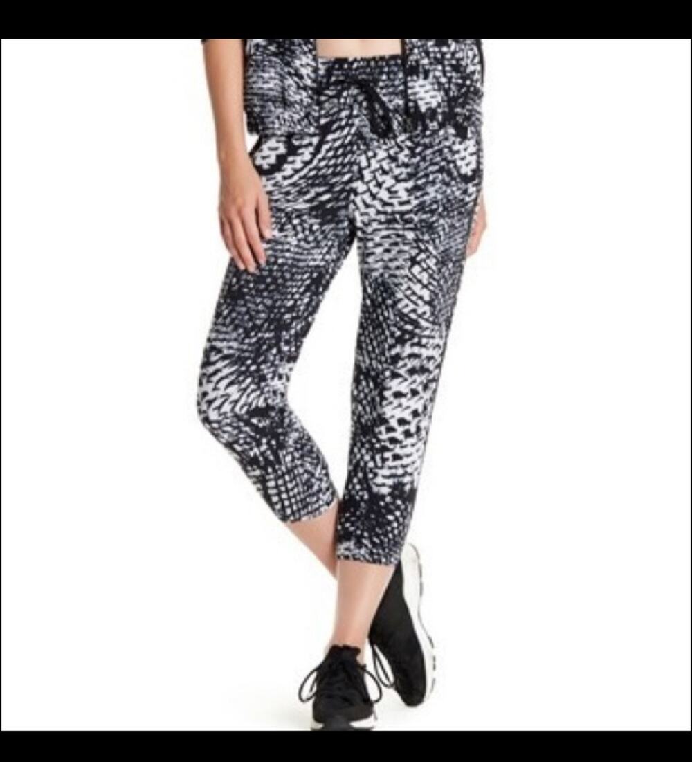 Z by Zella Summit black and white cropped track pant Size 8 Active Athletic Gym